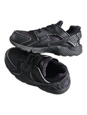 Nike Huarache Run Sneakers In Triple Black Boys Size 10C